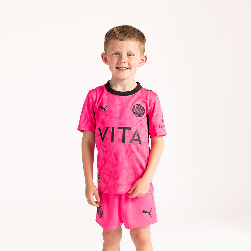 26/27 Away Goalkeeper Kit Bundle Junior
